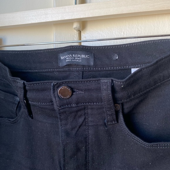 Banana Republic Women’s Black Jeans - Picture 3 of 7